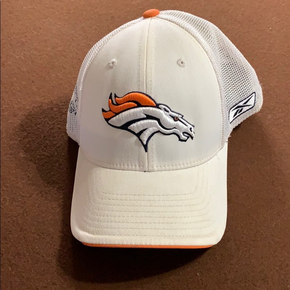 Denver broncos hat